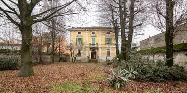 casa indipendente in vendita a Cremona in zona Via Nazario Sauro