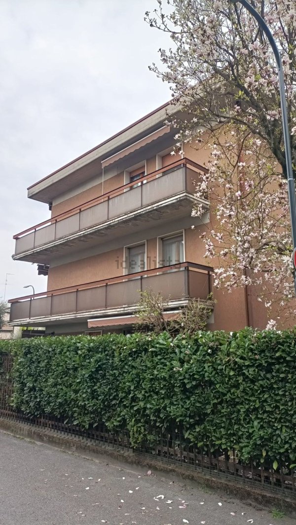 appartamento in vendita a Cremona in zona Via Giuseppina