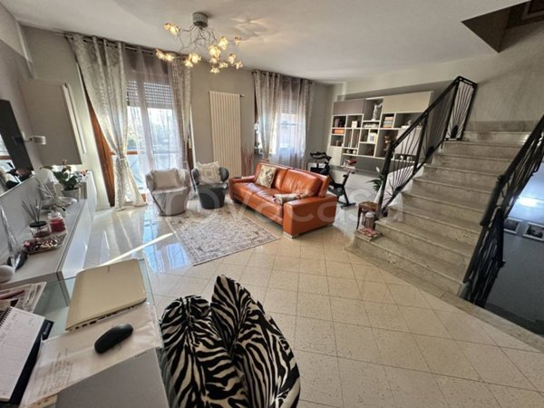 casa indipendente in vendita a Cremona