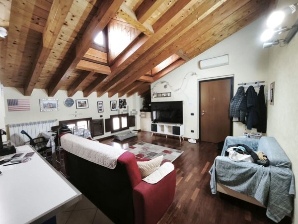 appartamento in vendita a Cremona in zona Viale Po