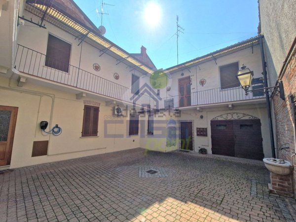 casa indipendente in vendita a Cremona in zona Cremona Centro