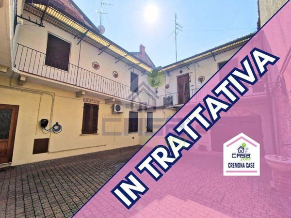 casa indipendente in vendita a Cremona in zona Cremona Centro