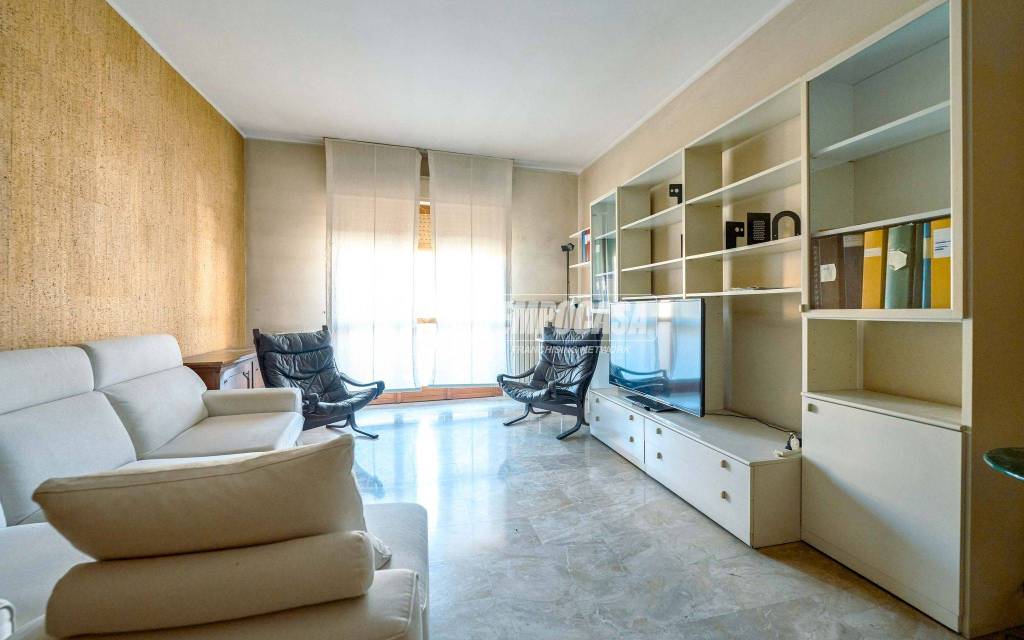 appartamento in vendita a Cremona in zona Viale Po