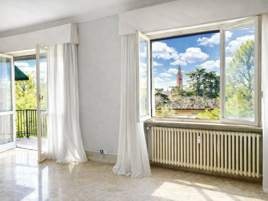 appartamento in vendita a Cremona in zona Piazza Castello