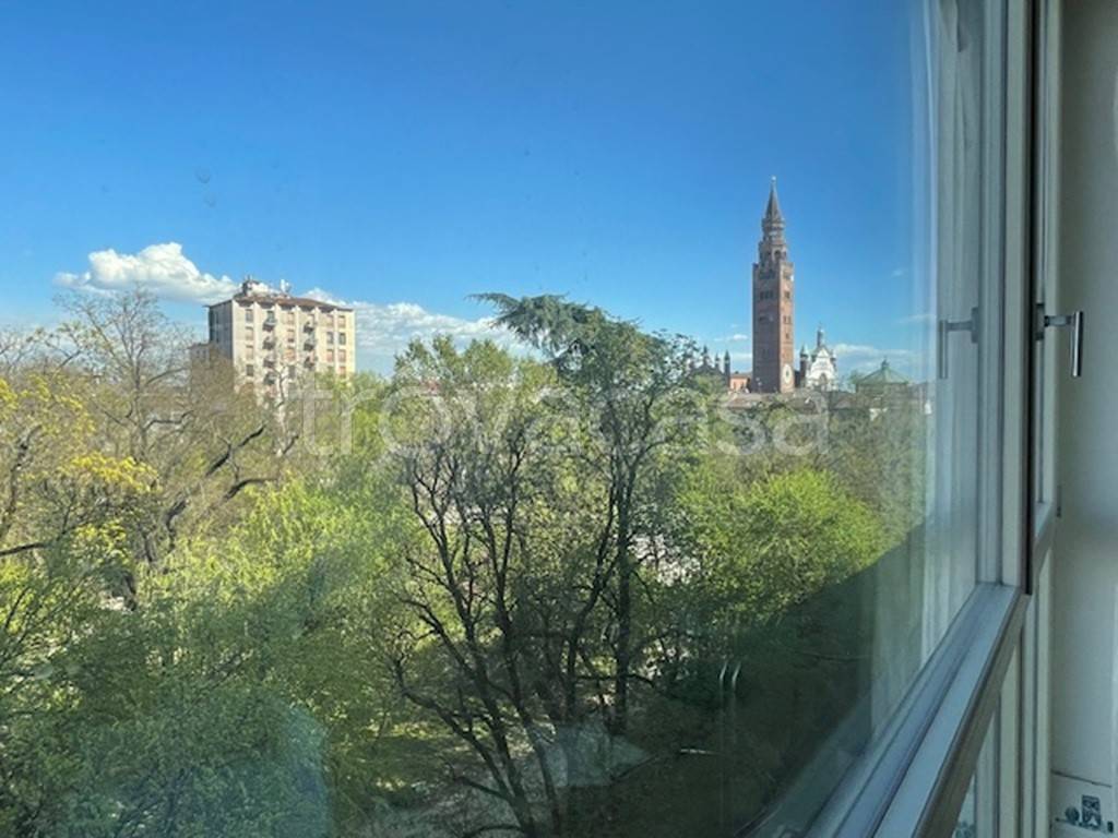 appartamento in vendita a Cremona in zona Cremona Centro