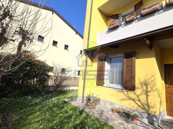 casa indipendente in vendita a Cremona in zona San Felice