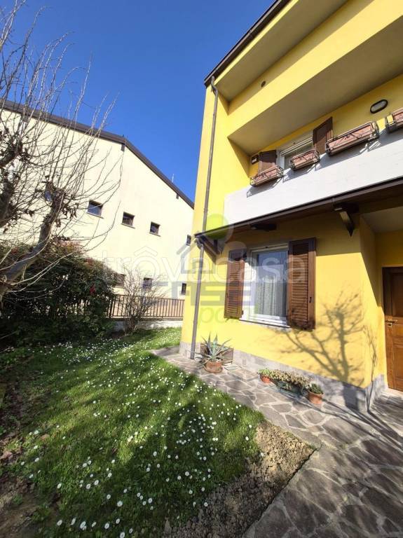 casa indipendente in vendita a Cremona in zona San Felice