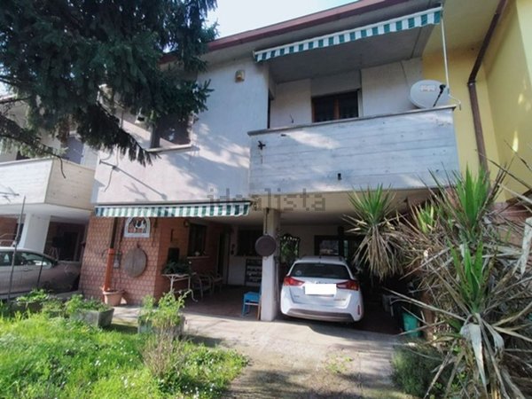 casa indipendente in vendita a Cremona in zona Cremona Centro