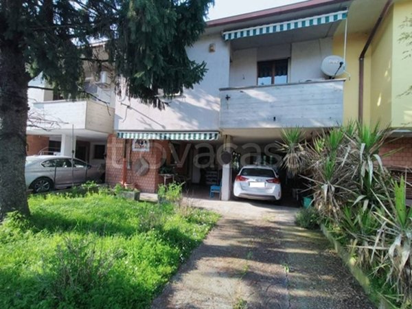 casa indipendente in vendita a Cremona in zona Maristella