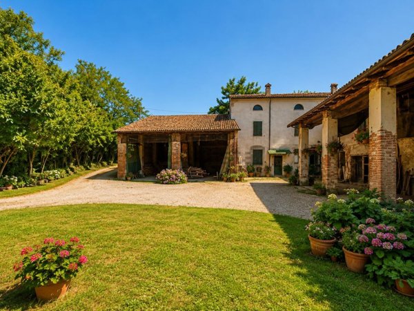 casale in vendita a Cremona