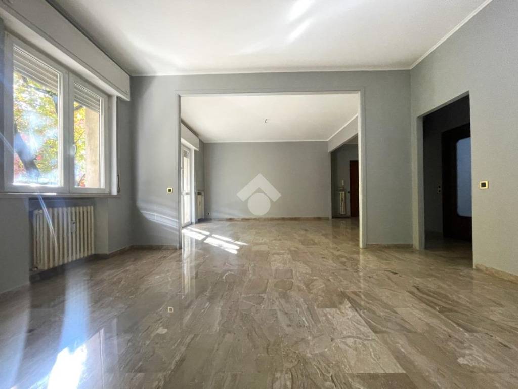 appartamento in vendita a Cremona in zona Via Dante