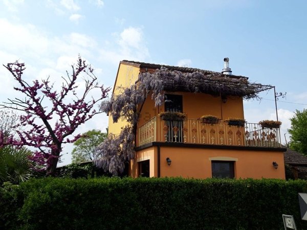 casa indipendente in vendita a Cremona in zona Migliaro