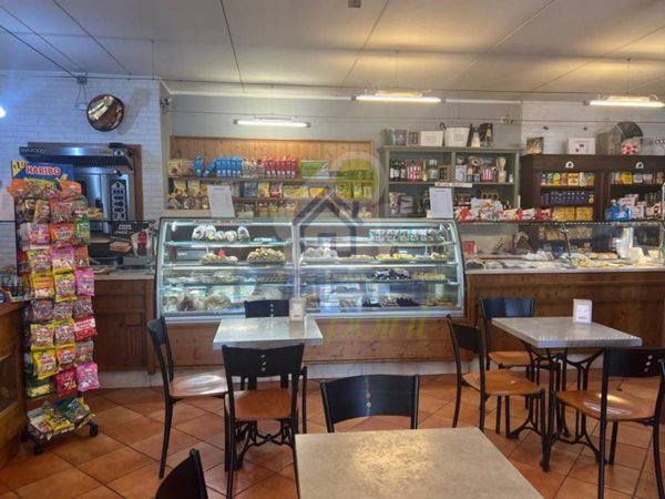 negozio in vendita a Cremona
