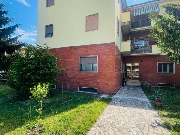 appartamento in vendita a Cremona in zona Via Giuseppina