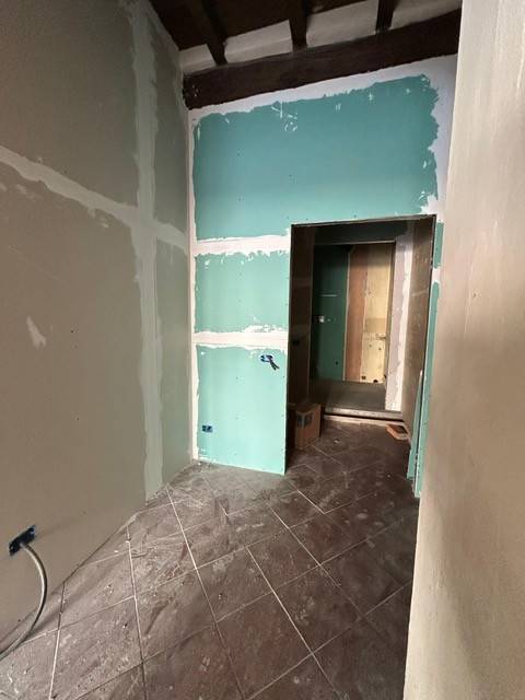 negozio in vendita a Cremona