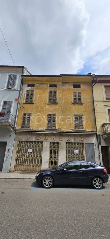 casa indipendente in vendita a Cremona in zona Cremona Centro