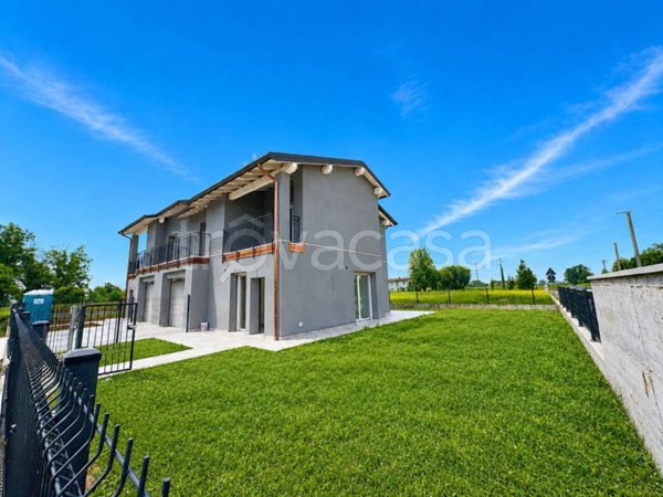 casa indipendente in vendita a Cremona