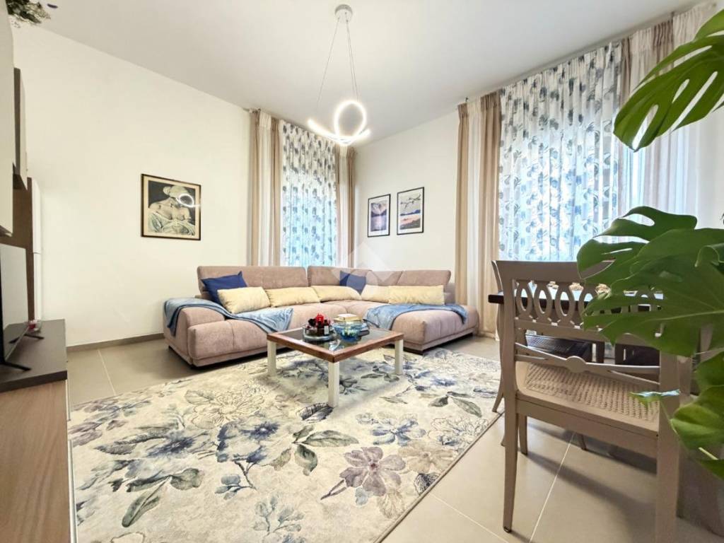 appartamento in vendita a Cremona in zona Viale Po