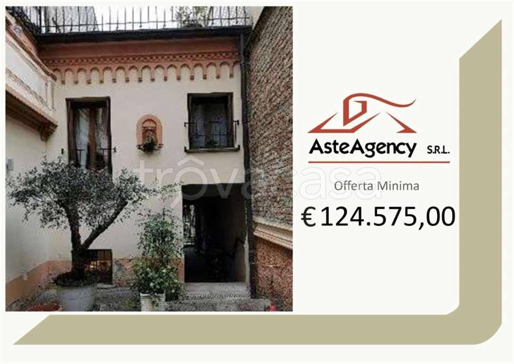 casa indipendente in vendita a Cremona in zona Cremona Centro