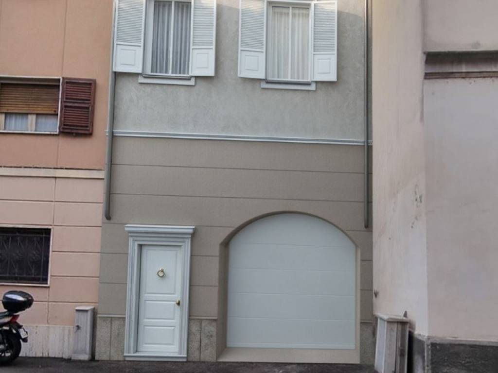 casa indipendente in vendita a Cremona in zona Piazza Castello