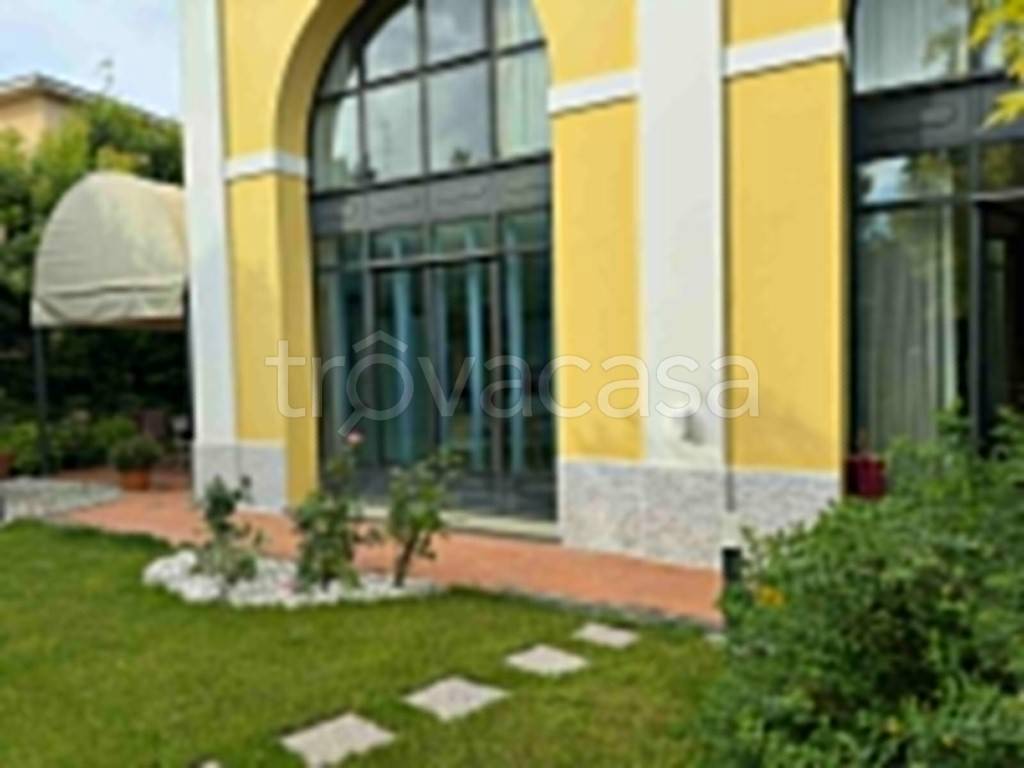 casa indipendente in vendita a Cremona in zona Via Giuseppina