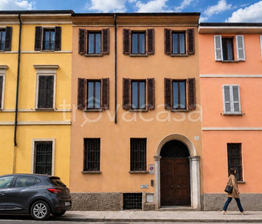 casa indipendente in vendita a Cremona in zona Cremona Centro