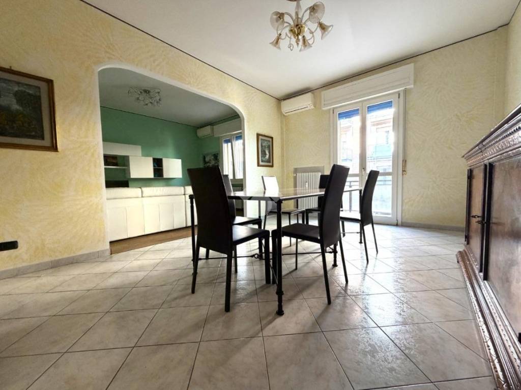 appartamento in vendita a Cremona in zona Via Dante