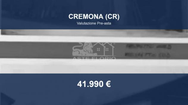 locale commerciale in vendita a Cremona