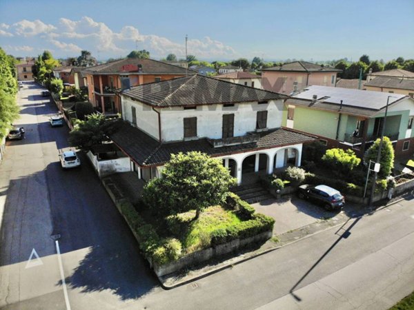 casa indipendente in vendita a Cremona in zona Boschetto