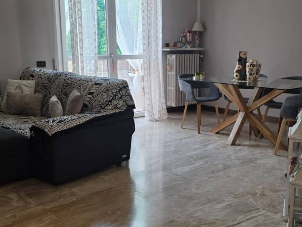 appartamento in vendita a Cremona in zona Viale Po
