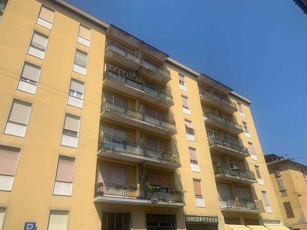 appartamento in vendita a Cremona in zona Piazza Castello