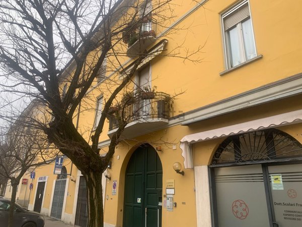 appartamento in vendita a Cremona in zona Piazza Risorgimento
