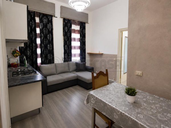 appartamento in vendita a Cremona in zona Viale Po