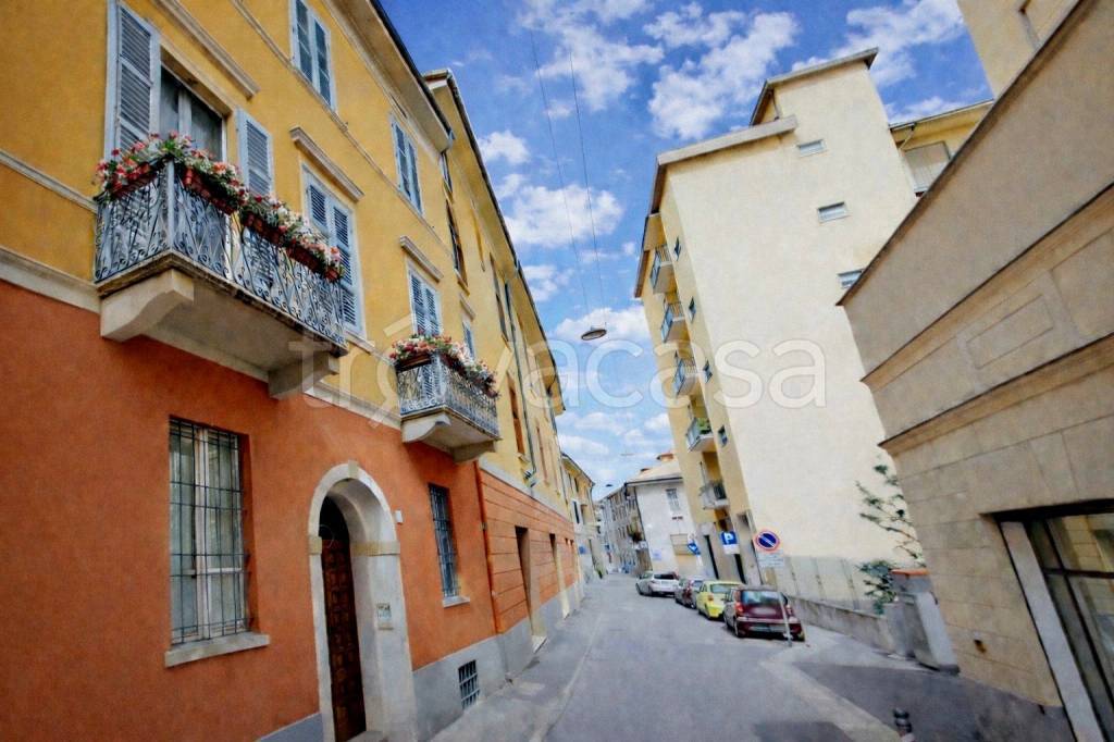 appartamento in vendita a Cremona in zona Cremona Centro