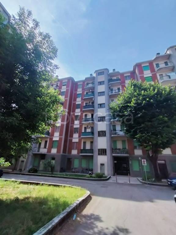 appartamento in vendita a Cremona in zona Viale Po
