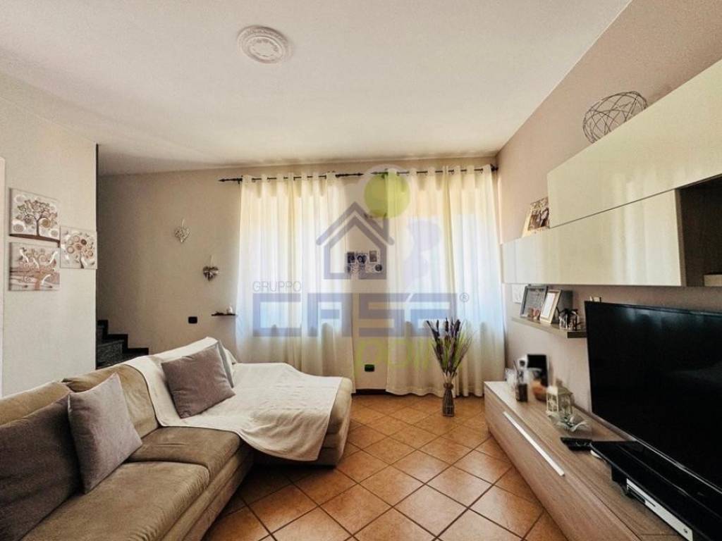 casa indipendente in vendita a Cremona in zona Cavatigozzi