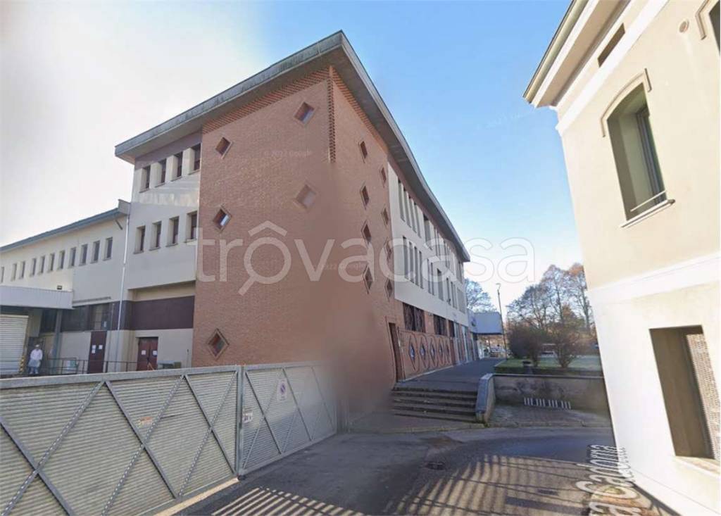 ufficio in vendita a Cremona in zona Viale Po