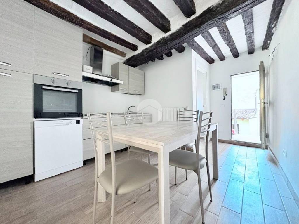 appartamento in vendita a Cremona in zona Cremona Centro