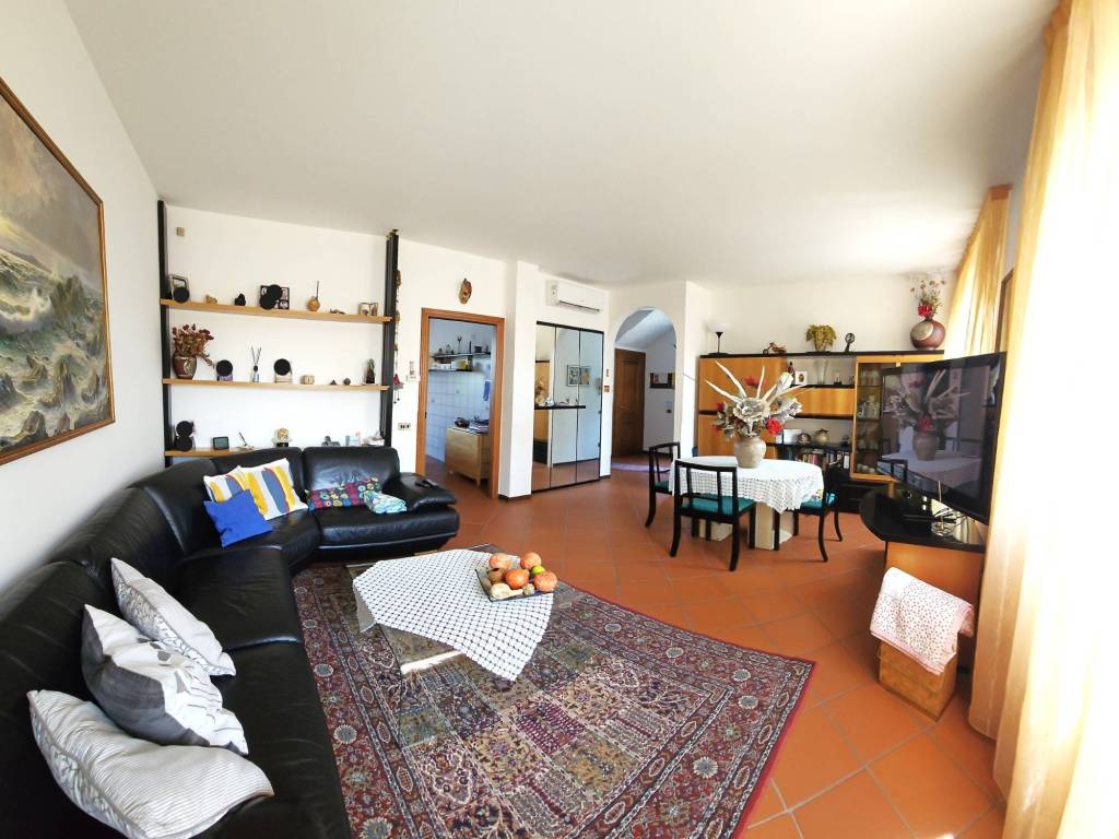 casa indipendente in vendita a Cremona in zona Via Nazario Sauro