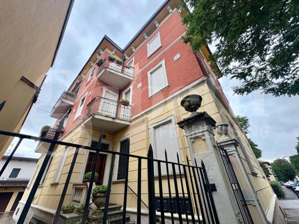 appartamento in vendita a Cremona in zona Piazza Castello