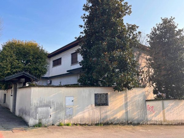 appartamento in vendita a Cremona in zona Piazza Castello