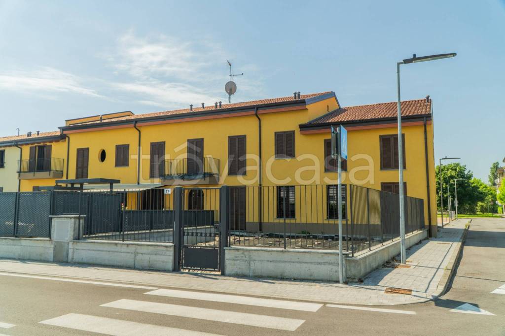 appartamento in vendita a Cremona in zona San Felice
