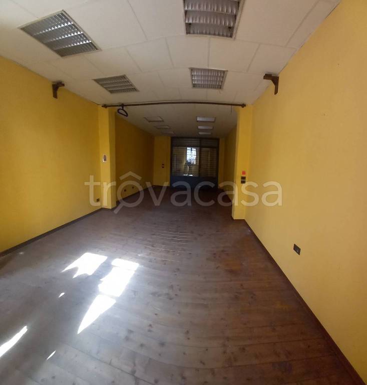 box auto in vendita a Cremona