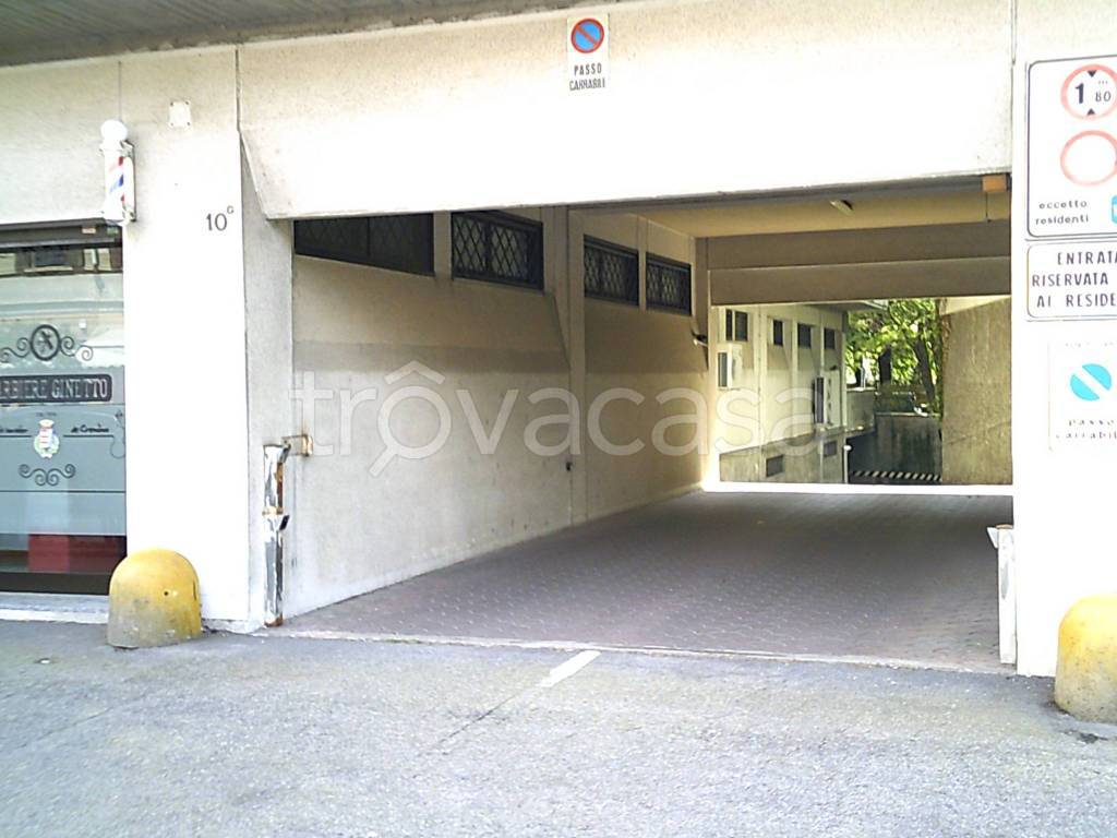 box auto in vendita a Cremona in zona Viale Po