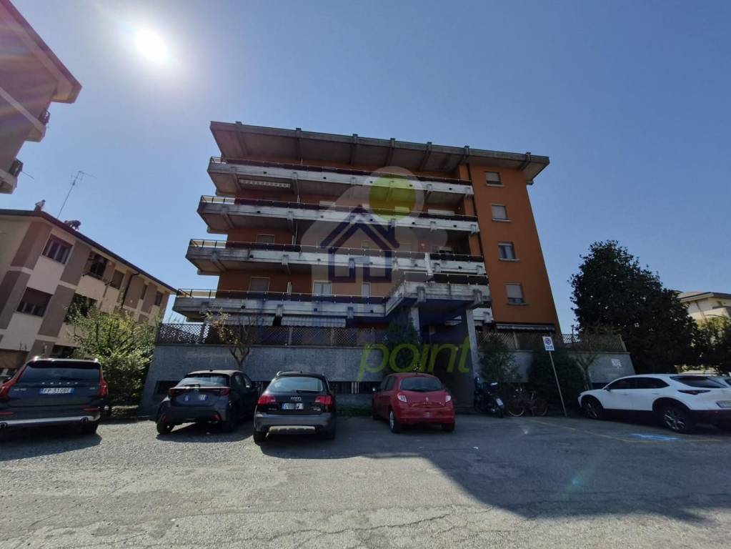 appartamento in vendita a Cremona in zona Picenengo
