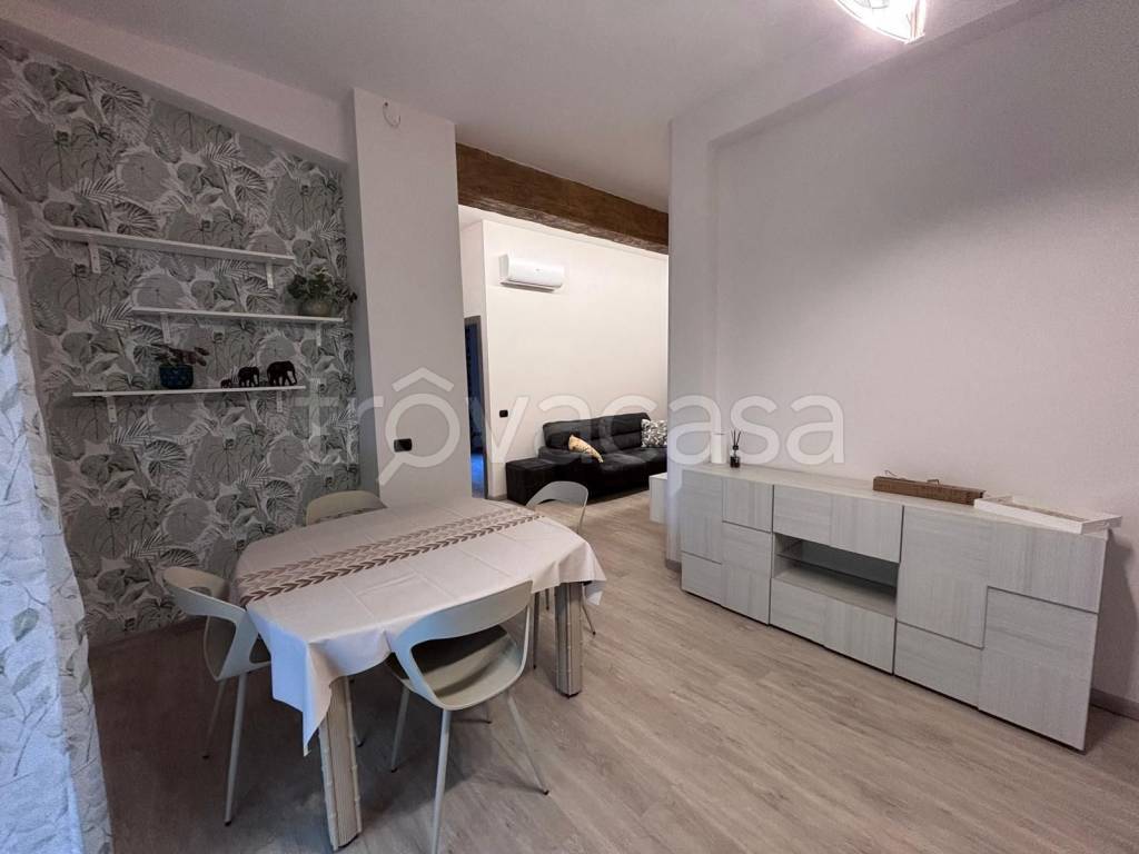 appartamento in affitto a Cremona in zona Viale Po
