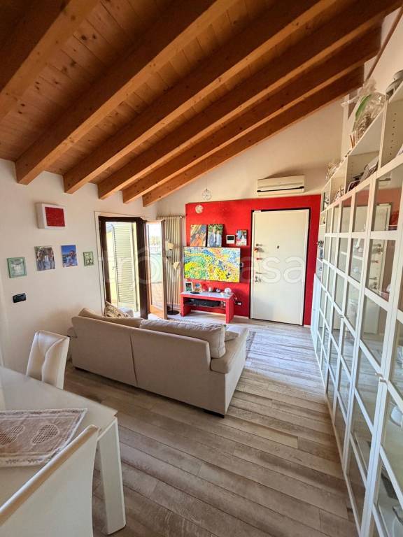 appartamento in vendita a Cremona in zona Via Dante
