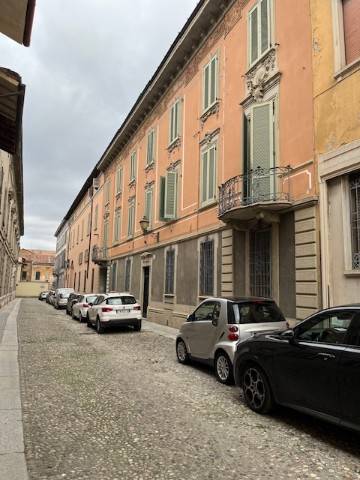 appartamento in vendita a Cremona in zona Cremona Centro