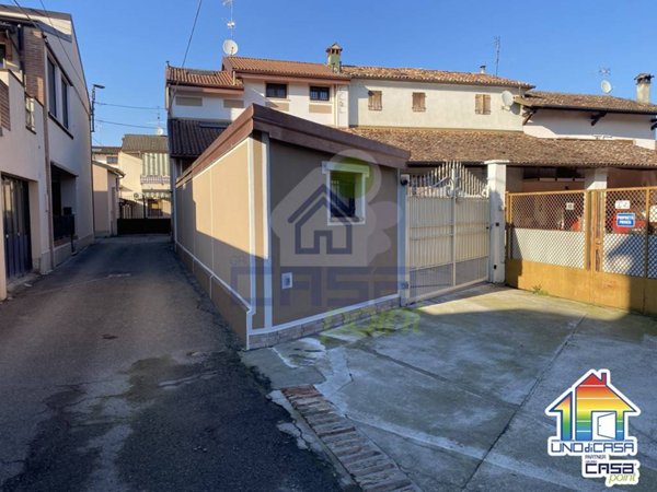 casa indipendente in vendita a Cremosano