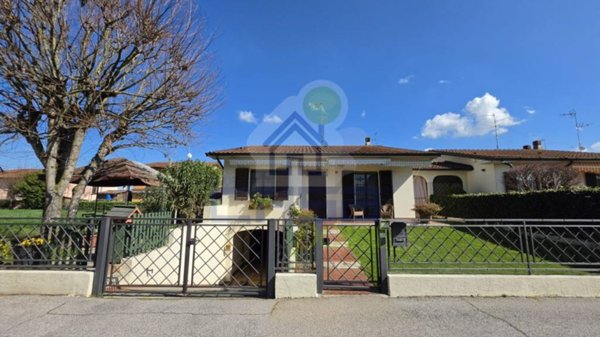 casa indipendente in vendita a Crotta d'Adda